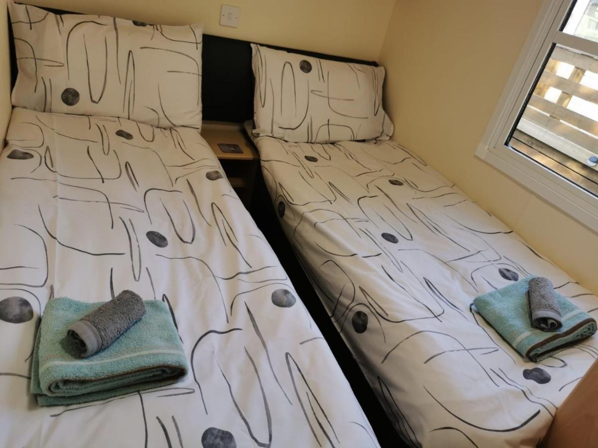 Lovely Static Holiday Caravan Near Whithorn Buitenkant foto